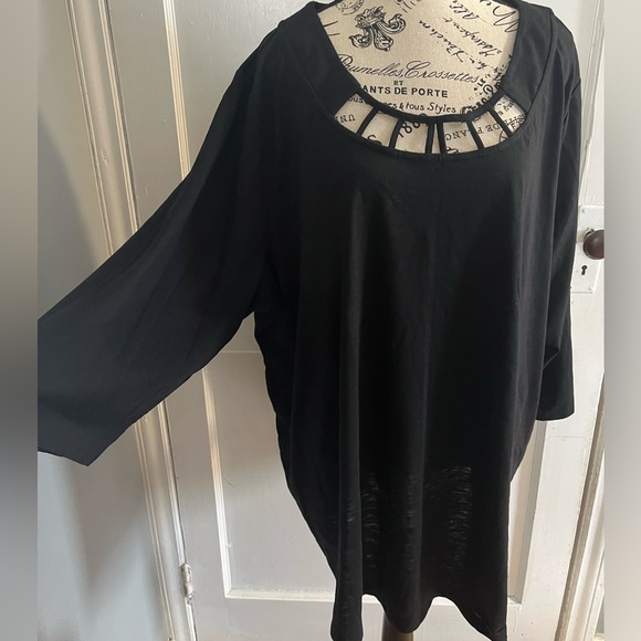 NWT Black cotton top with 3/4 sleeves - Picture 3 of 4